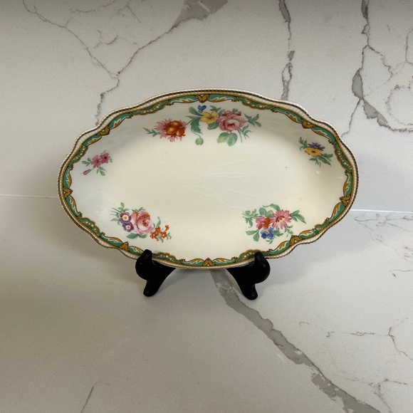 Vintage Old Staffordshire -Johnson Brothers England Oval 8” China Serving Dish - Picture 1 of 6